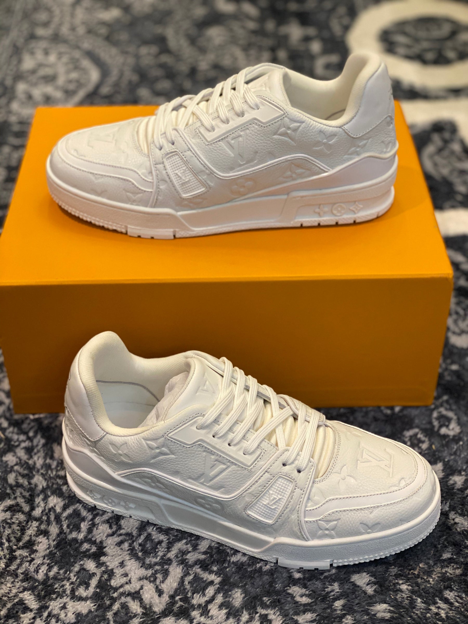 Louis Vuitton Trainer Triple White