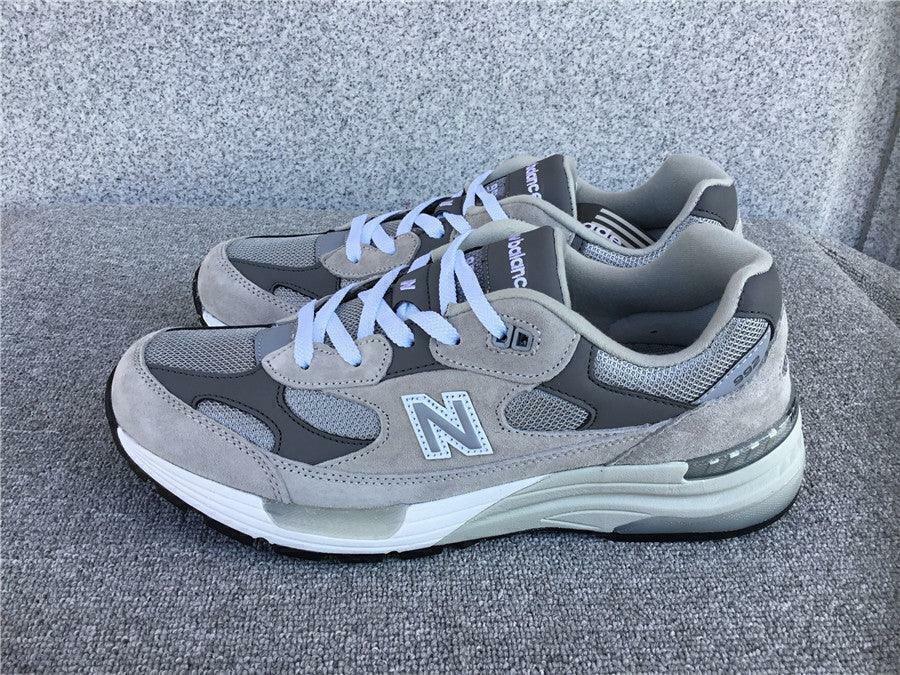 Tênis New Balance 992