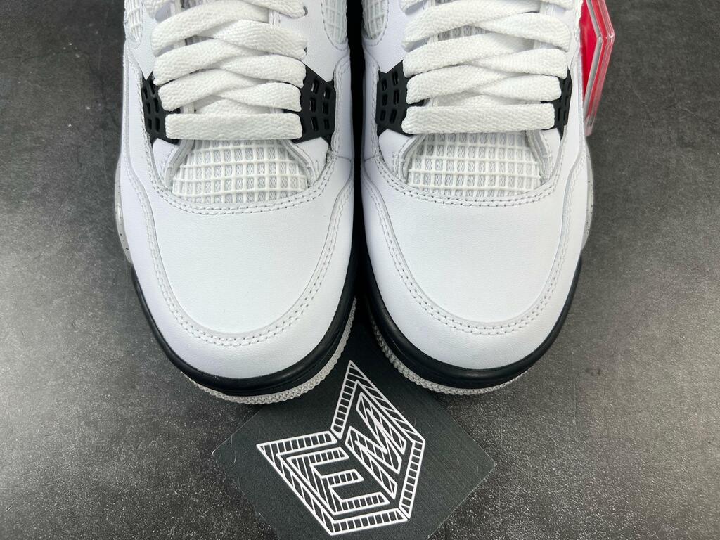 Nike Air Jordan 4 Retro White Cement