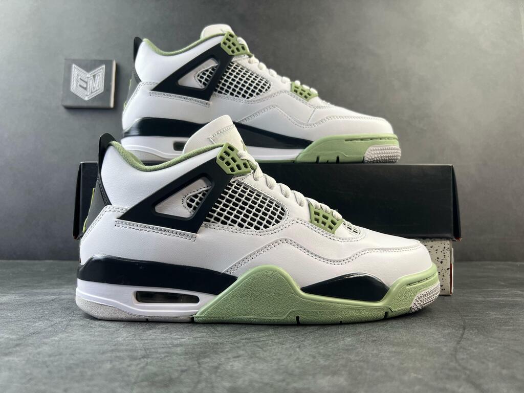 Nike Air Jordan 4 Retro Seafoam