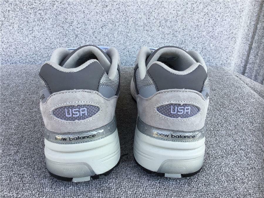 Tênis New Balance 992