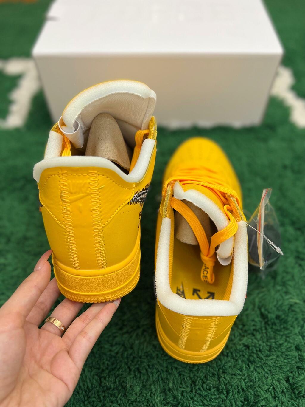 Off-White x Nike Air Force 1 Low Lemonade