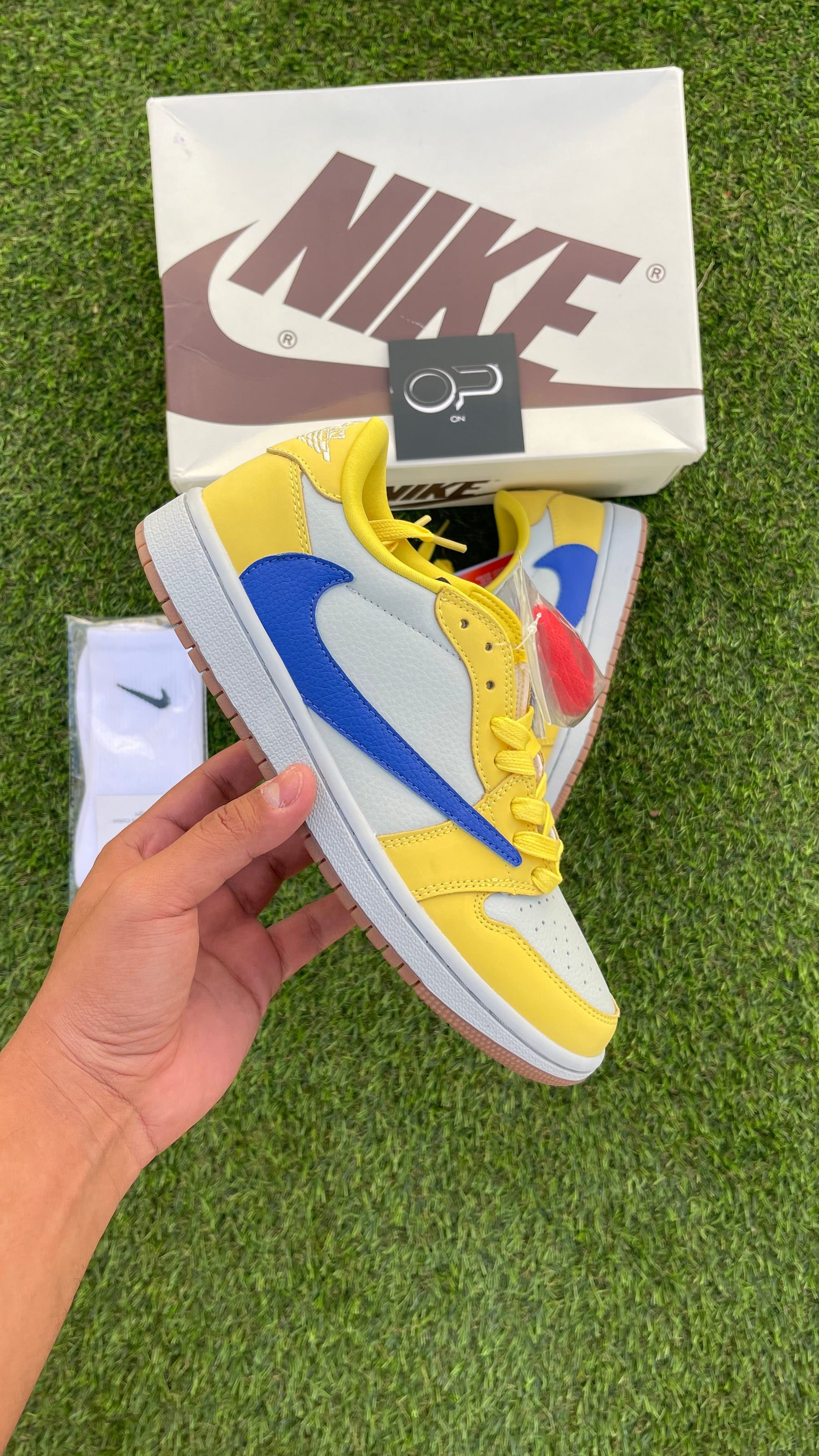 Travis Scott x Air Jordan 1 Low OG Canary