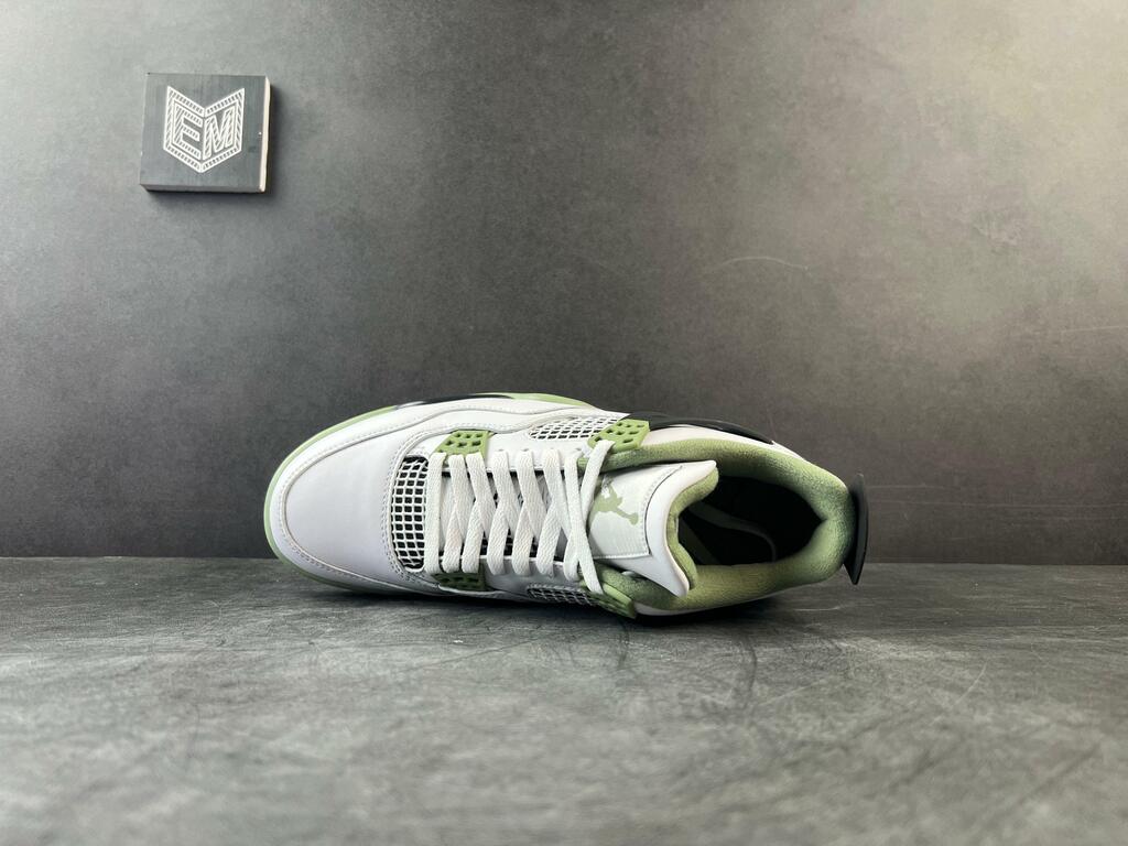 Nike Air Jordan 4 Retro Seafoam
