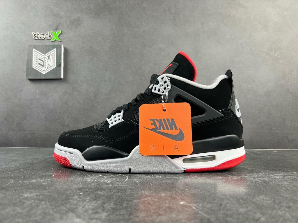 Nike Air Jordan 4 Retro Bred