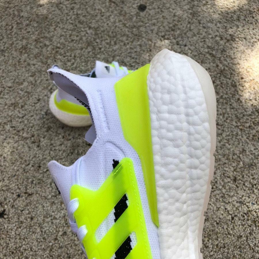 Tênis Adidas Ultra Boost 2021