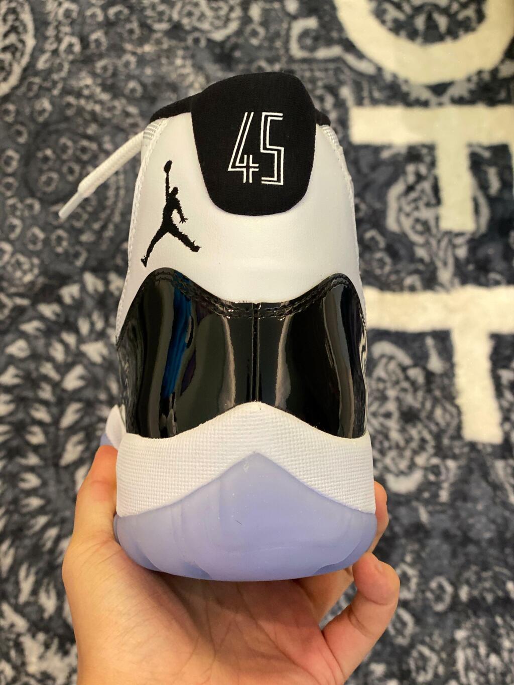 Nike Air Jordan 11 Retro Concord