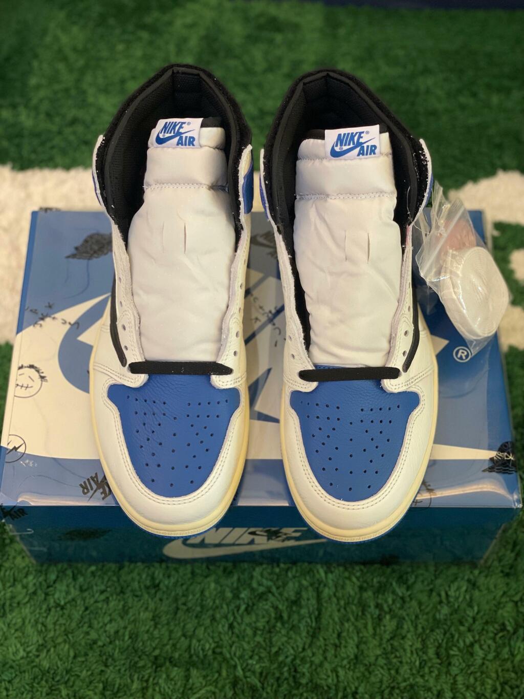 TENIS NIKE AIR JORDAN 1 HIGH "TRAVIS SCOTT"