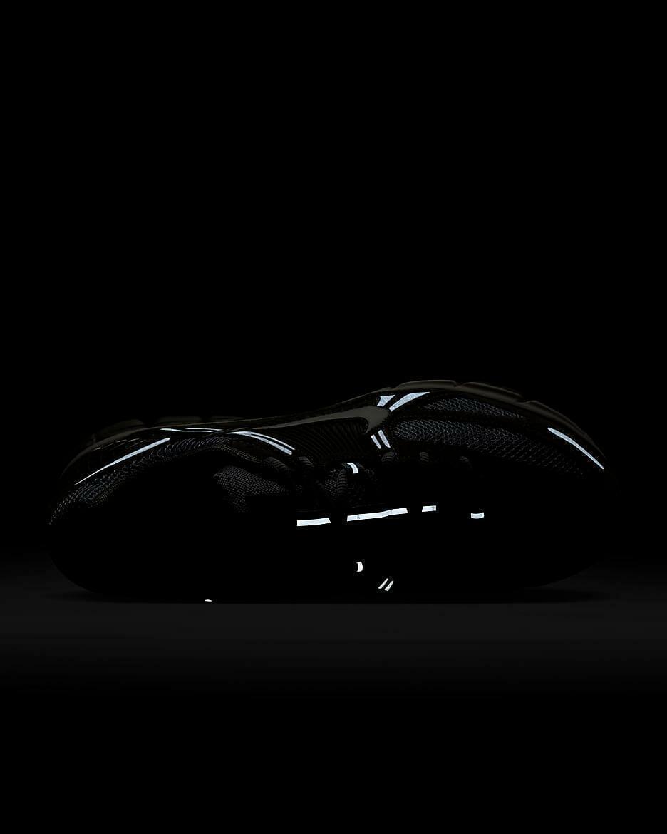 Tênis Nike Zoom Vomero 5