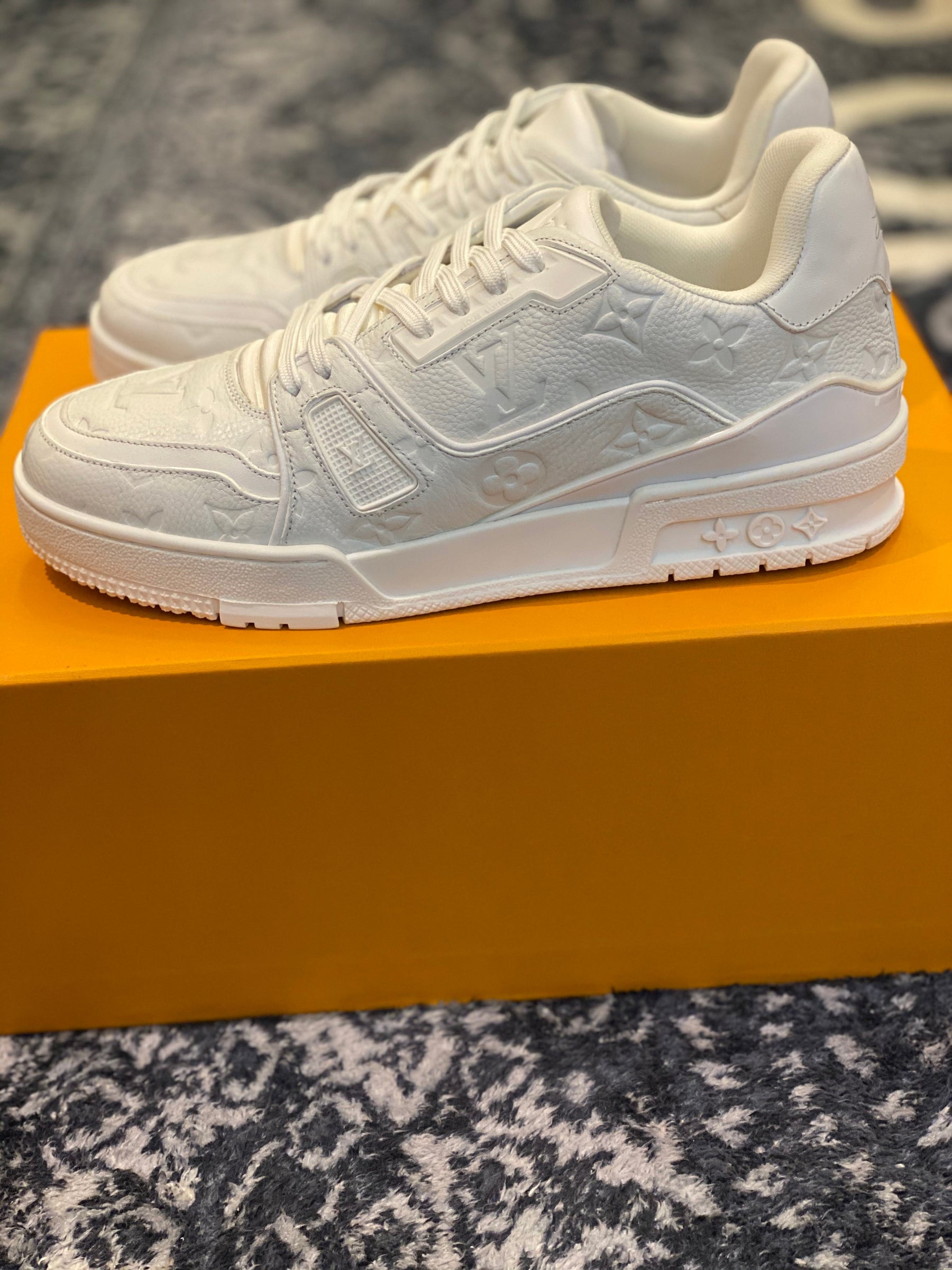 Louis Vuitton Trainer Triple White