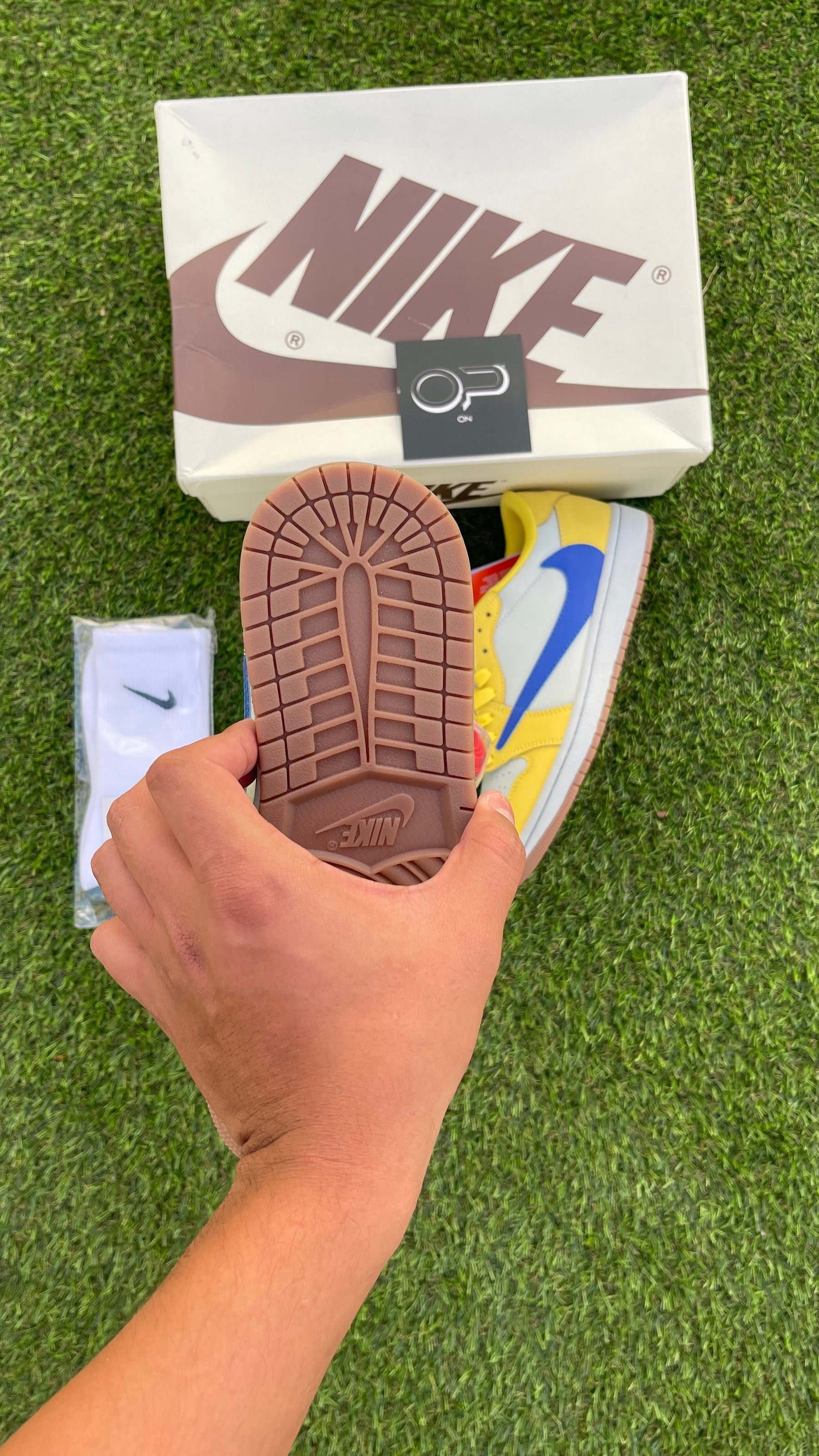 Travis Scott x Air Jordan 1 Low OG Canary