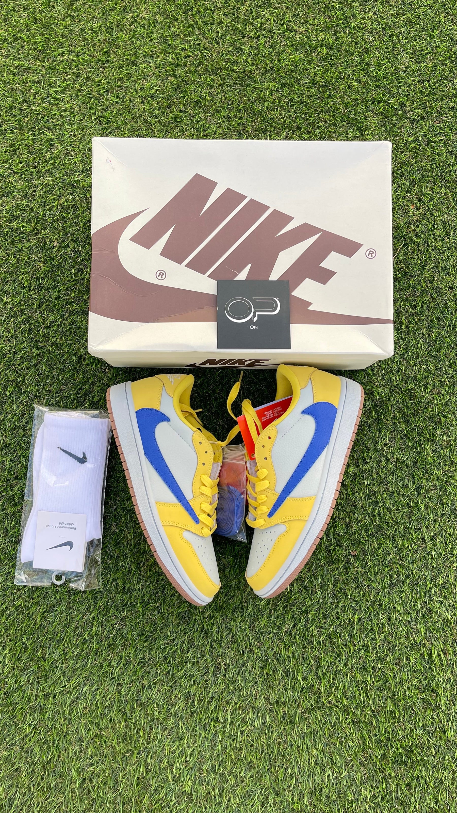 Travis Scott x Air Jordan 1 Low OG Canary