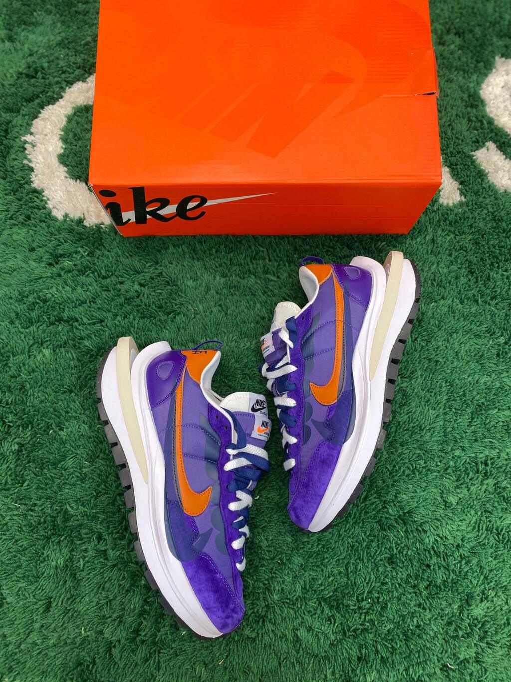 Nike Vaporwaffle x Sacai