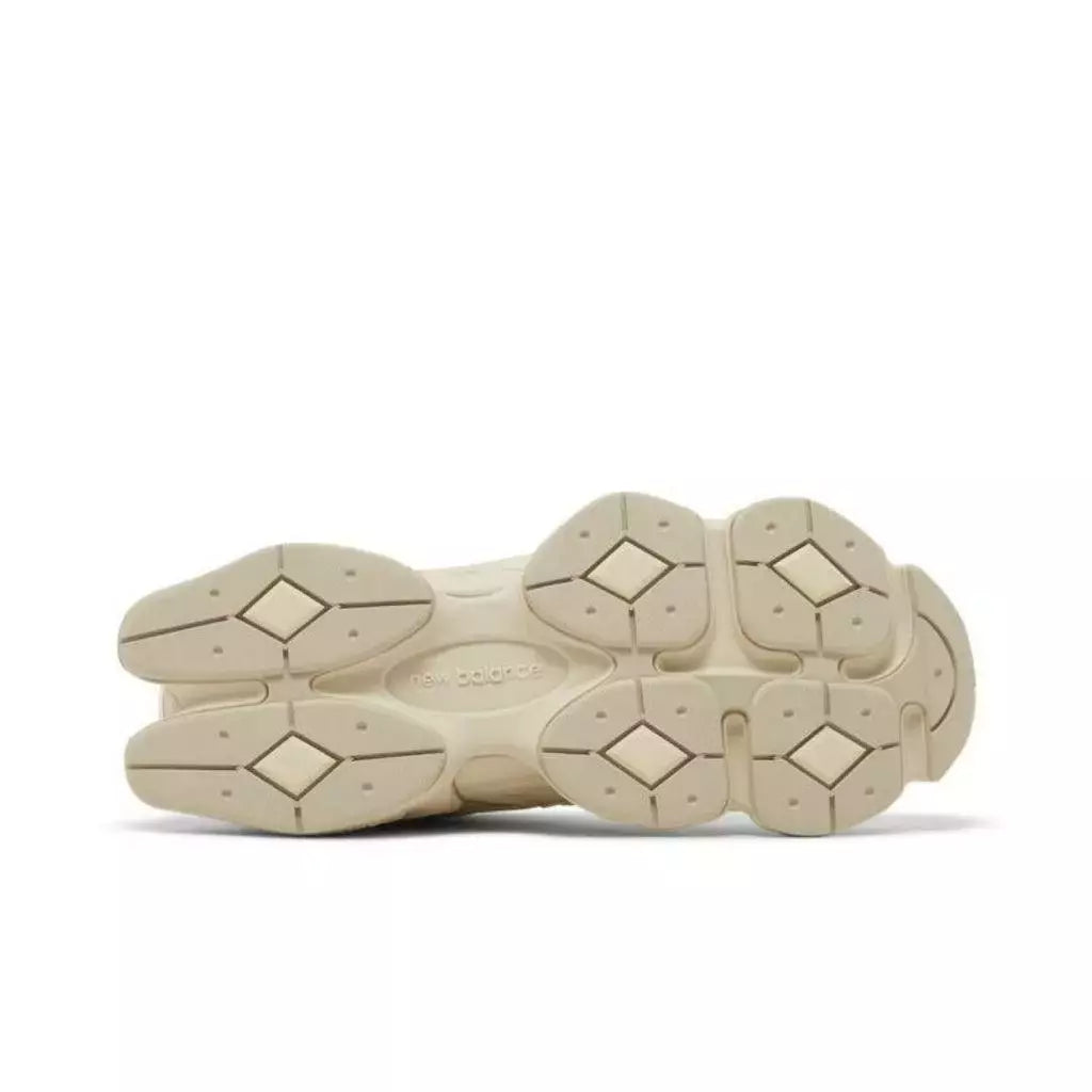 Tênis New Balance 9060 Turtledove Black