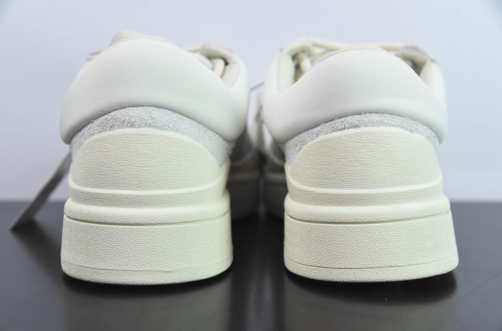 Adidas Bad Bunny Campus LIGHT CLOUD WHITE/ALUMINIUM/CHALK WHITE