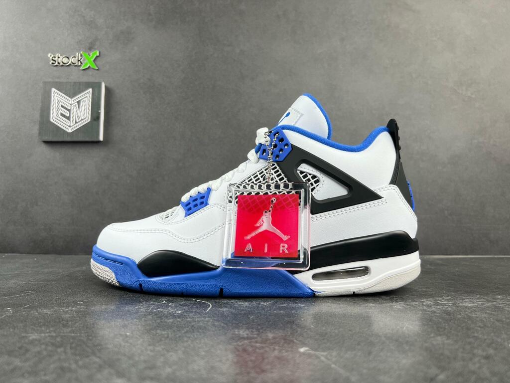 Nike Air Jordan 4 Retro Motorsports (2017)