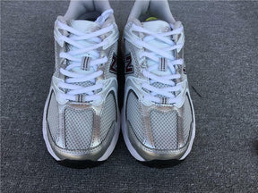 Tênis New Balance 530