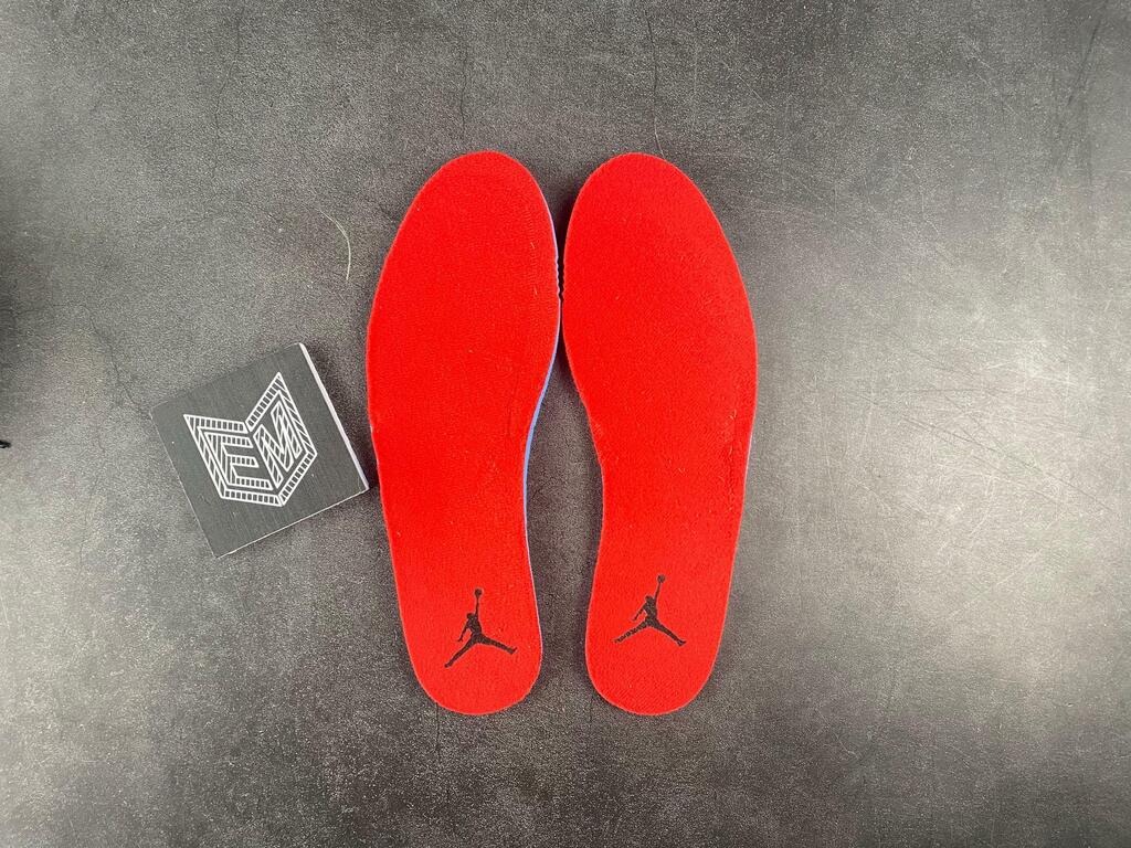 Nike Air Jordan 3 Retro Black Cement Gold