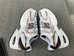 Tênis New Balance 530