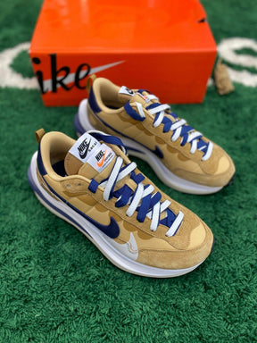 Nike Vaporwaffle x Sacai