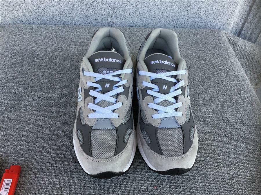 Tênis New Balance 992