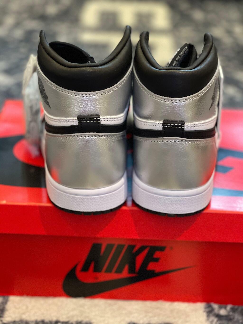 Nike Air Jordan 1 "Silver Toe"