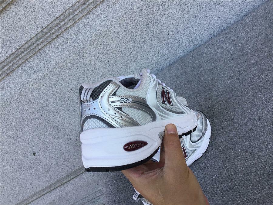 Tênis New Balance 530