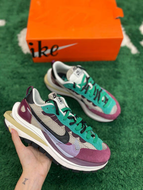 Nike Vaporwaffle x Sacai