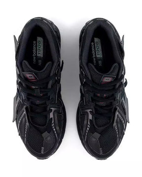 Tênis New Balance 1906