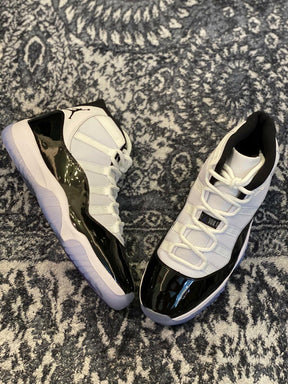 Nike Air Jordan 11 Retro Concord