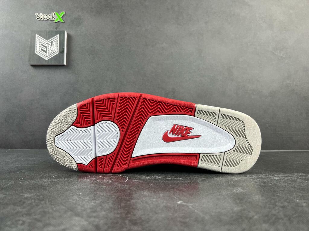 Nike Air Jordan 4 Retro Fire Red (2020)