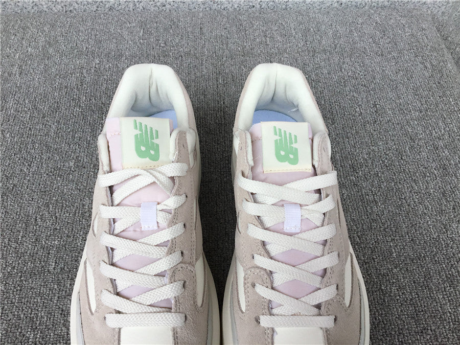 Tênis New Balance Ct302