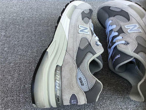 Tênis New Balance 992