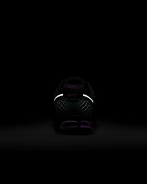 Tênis Nike Zoom Vomero 5