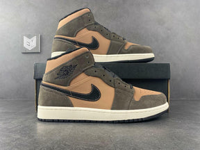 Nike Air Jordan 1 Mid SE Dark Chocolate