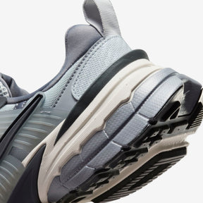 Tênis Nike VK2 Run Pure Platinum Wolf Grey