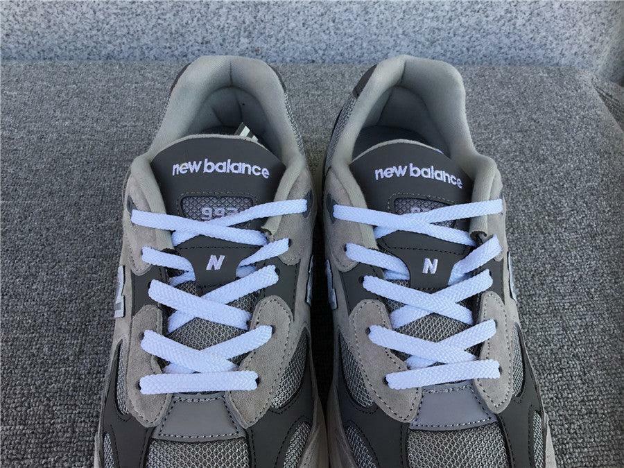Tênis New Balance 992