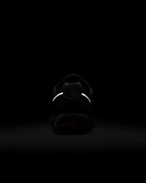 Tênis Nike Zoom Vomero 5