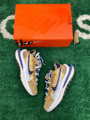 Nike Vaporwaffle x Sacai