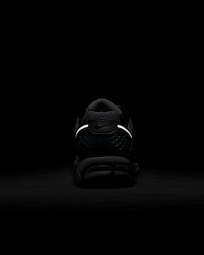 Tênis Nike Zoom Vomero 5