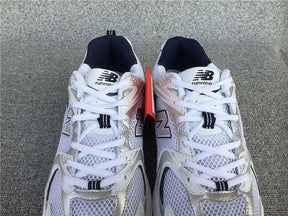 Tênis New Balance 530