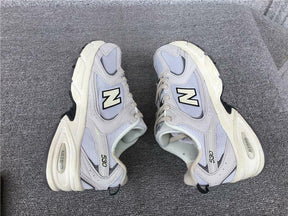 Tênis New Balance 530