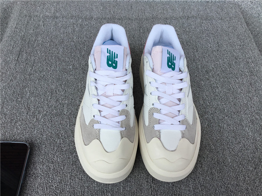 Tênis New Balance Ct302