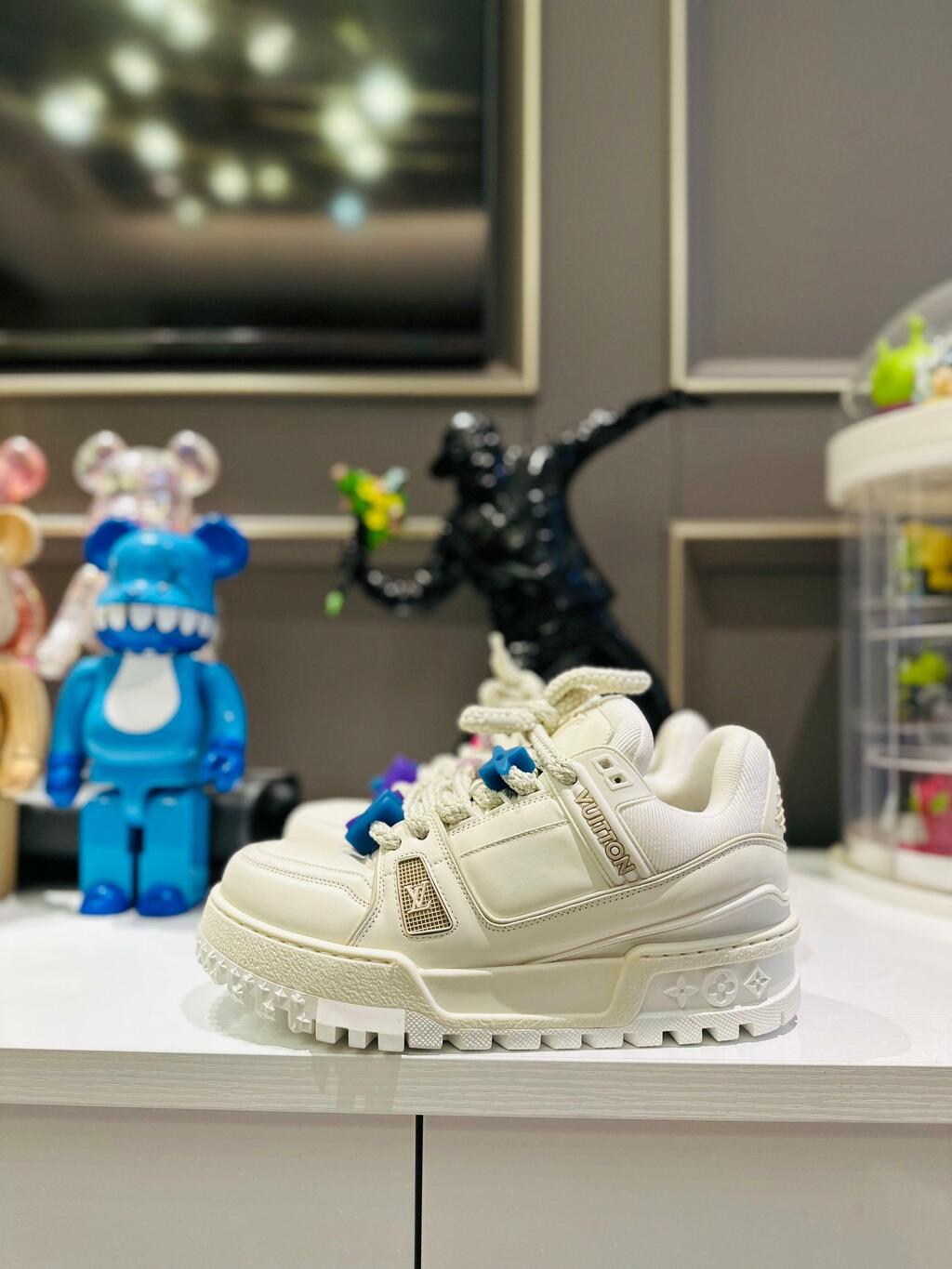 Louis Vuitton Trainer Maxi