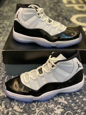Nike Air Jordan 11 Retro Concord