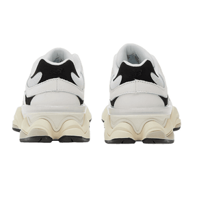 Tênis New Balance 9060 White Black