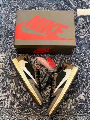 Nike Air Jordan 1 Low x Travis Scott Mocha