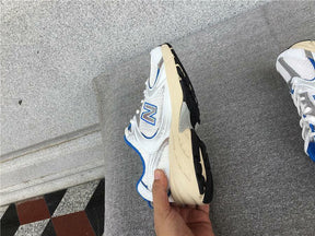 Tênis New Balance 530