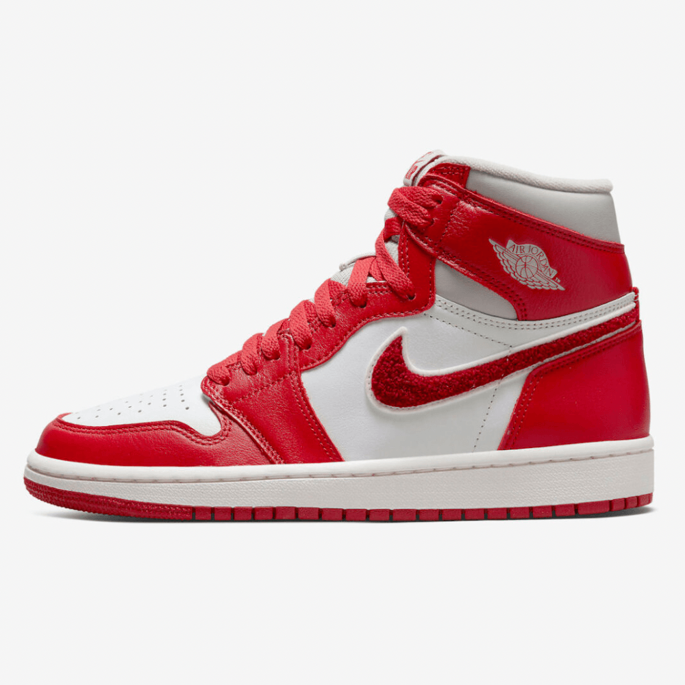 Nike Air Jordan 1 High Varsity Red