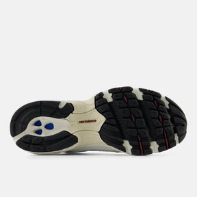 New Balance 530 “Sean Salt/ Mercury Red”